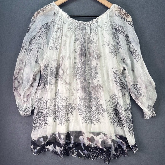 Whimsical Soft Sheer Silky Peasant‎ Blouse Floral 3/4 Sleeves Size L White Gray - Picture 10 of 11